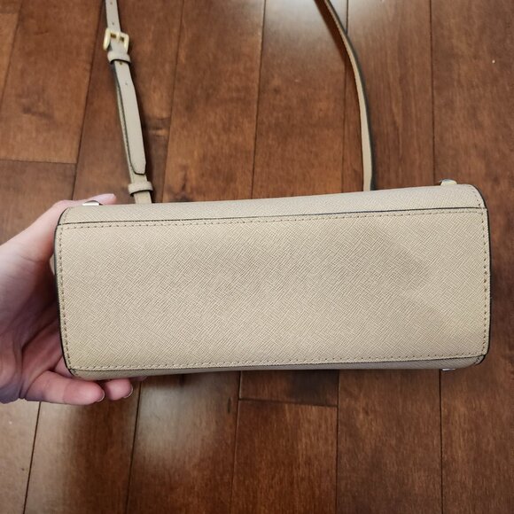 Michael Kors selma leather stud-embellished crossbody bag - Picture 5 of 11